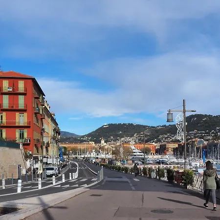 Renting - Philibert - Elegant Spacious Quiet Near The Port Free Parking Apartamento *