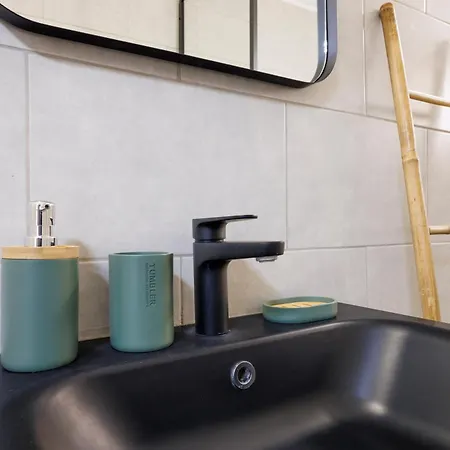 Appartement Renting - Philibert - Elegant Spacious Quiet Near The Port Free Parking Nice