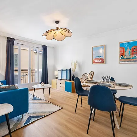 Renting - Philibert - Elegant Spacious Quiet Near The Port Free Parking * Nice